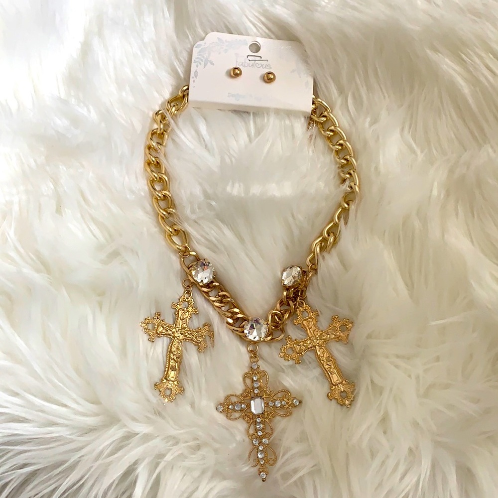 Triple cross fashion necklace